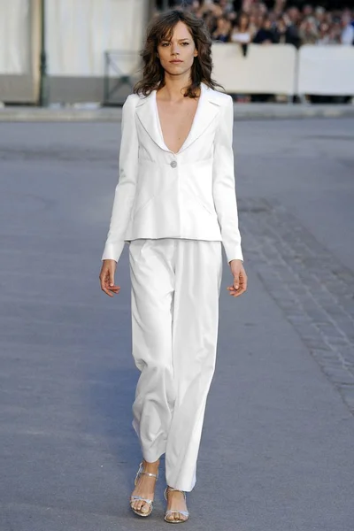 Look 40